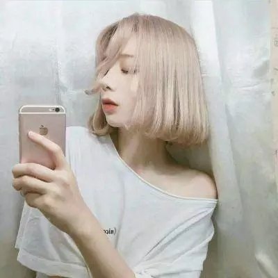 金山上的树叶